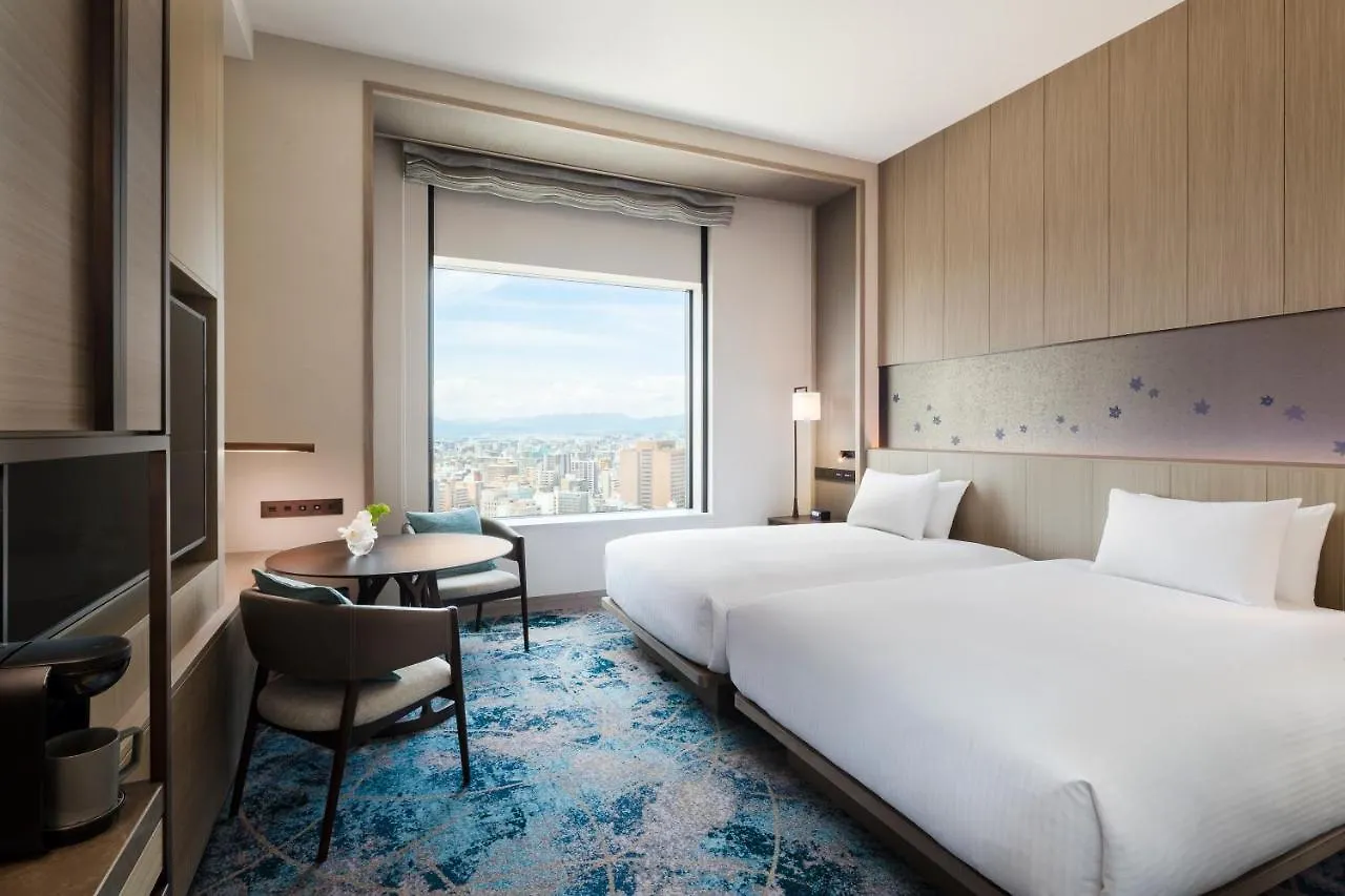 Hilton Hiroshima 호텔 4*,